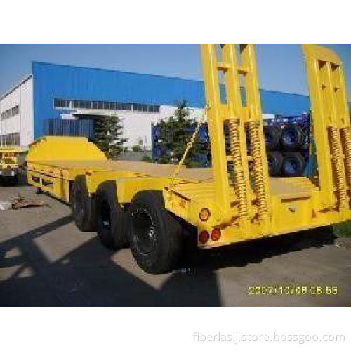 Low Bed Semitrailer / Semi-Trailer (3 Axles)